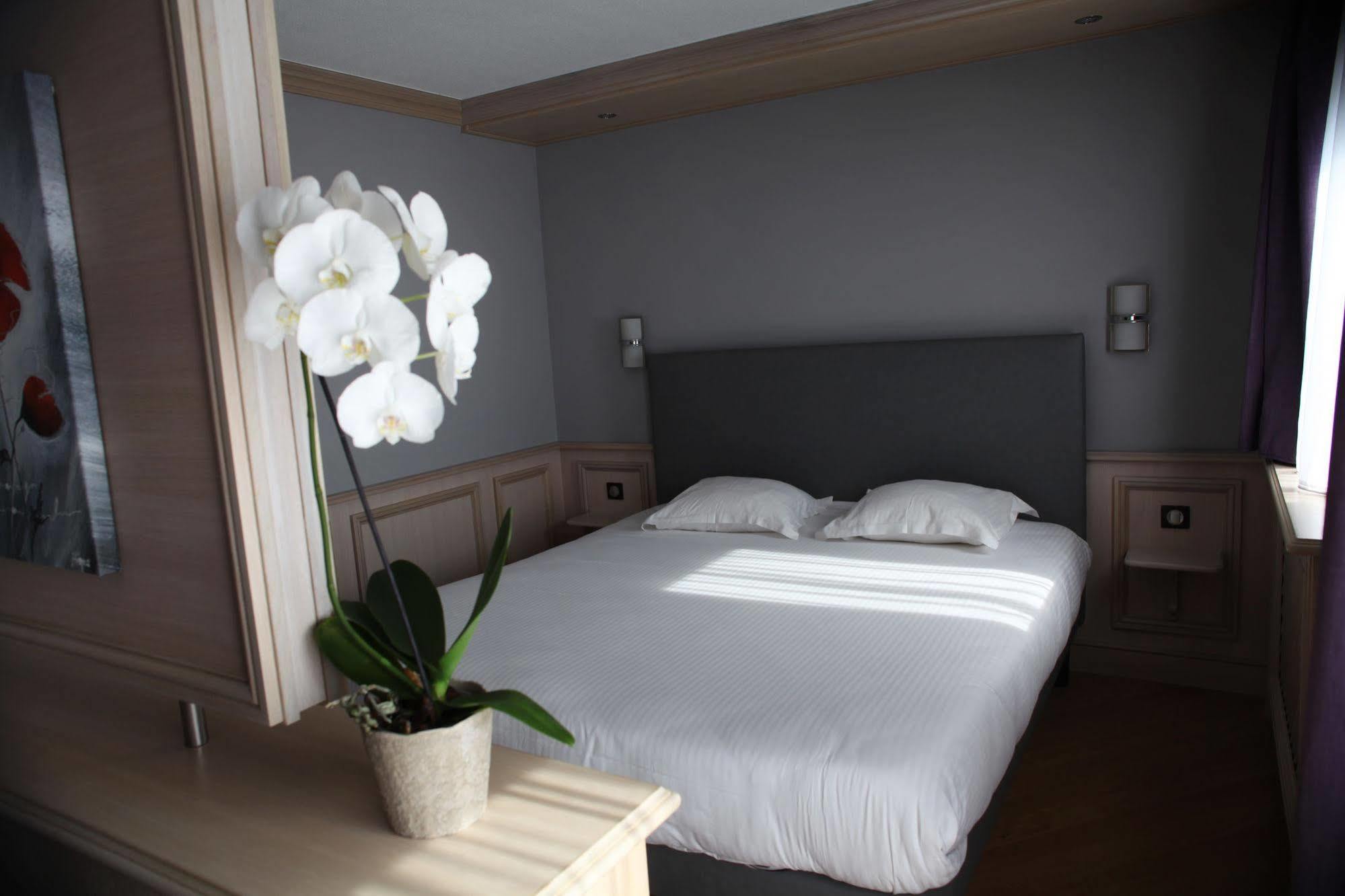 Cottage Logis Hotel - Restaurant دوديلانج المظهر الخارجي الصورة